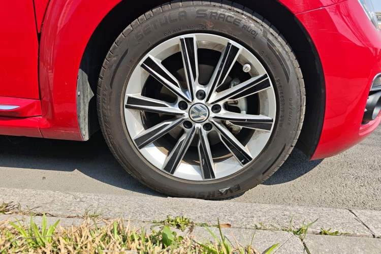 Used Volkswagen Beetle 2018 180TSI Shangle Model
