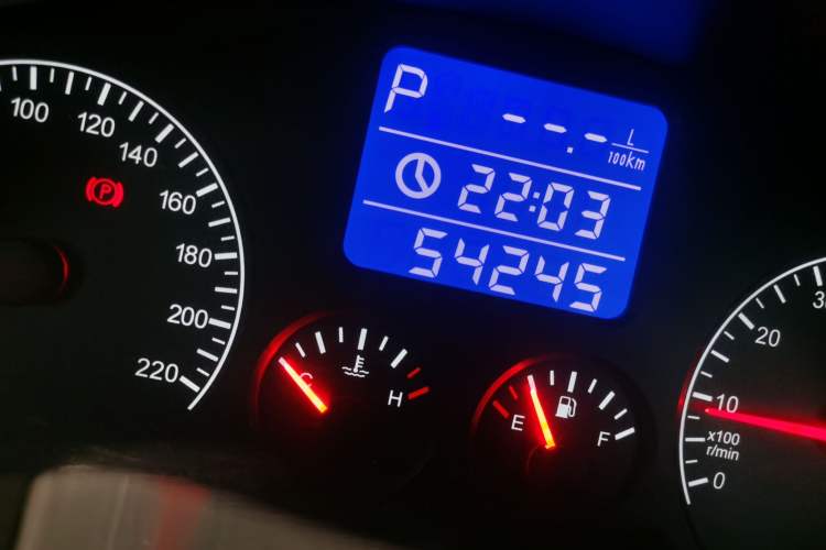 Used Chery Tiggo 3 2015 1.6L CVT ZhiShang Sport Edition
