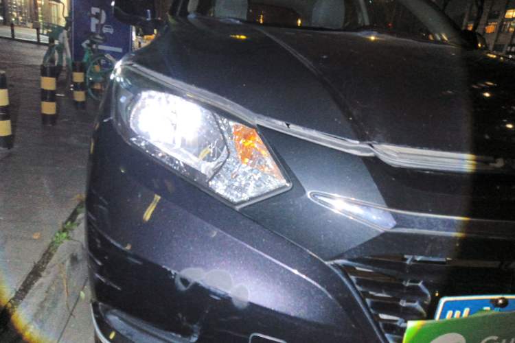 Used Honda Vezel 2017 1.5L CVT 2WD Comfort Model Right Front Headlight