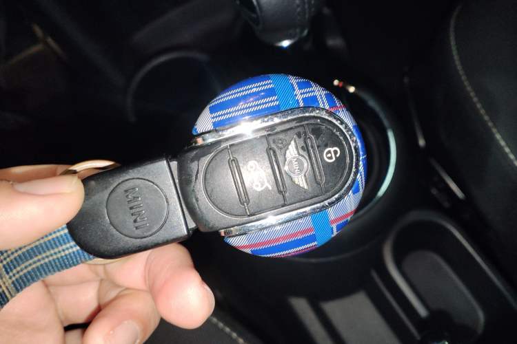 Used MINI 2016 1.2T ONE Pioneer Edition Interior 1