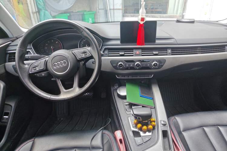 Used Audi A4L 2019 40 TFSI Ambition China VI
