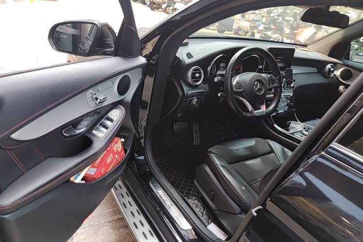 Used Mercedes-Benz GLC Coupe AMG 2017 AMG GLC 43 4MATIC Coupe SUV Driver Seat