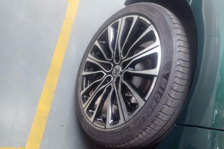 Used MG 7 2023 2.0T Automatic Hunter Luxury Edition Exterior 5