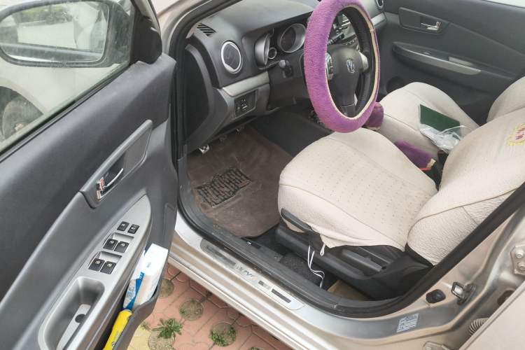 Used CHANGAN Alsvin 2011 Sedan 1.5L Manual 3G Edition