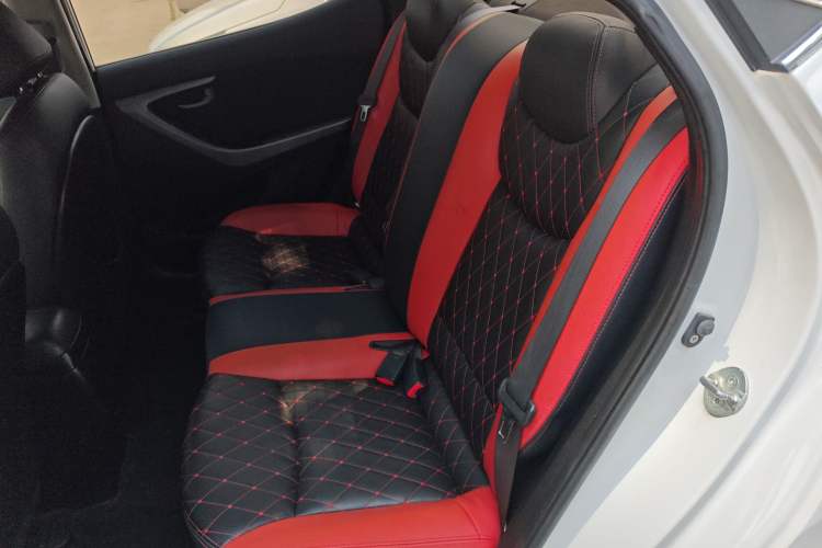 Used Hyundai Elantra (5th Generation / Langdong) 2016 1.6L Automatic Smart Version Left Rear Seat