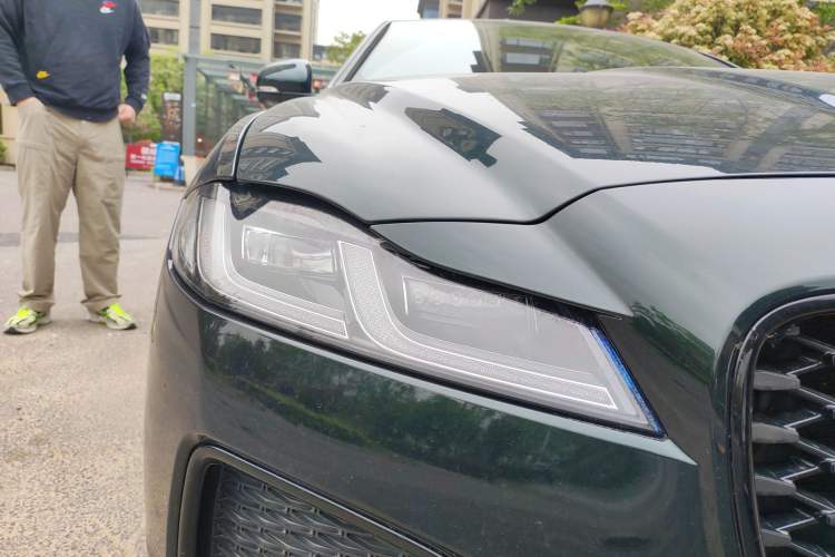 Used Jaguar XFL 2022 XFL 2.0T P250 Two-Wheel-Drive Elite Sport Edition Right Front Headlight