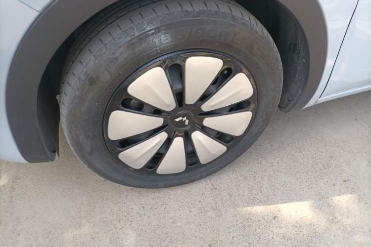 Used Wuling Bingo 2023 410 km Lingxi Deluxe Edition