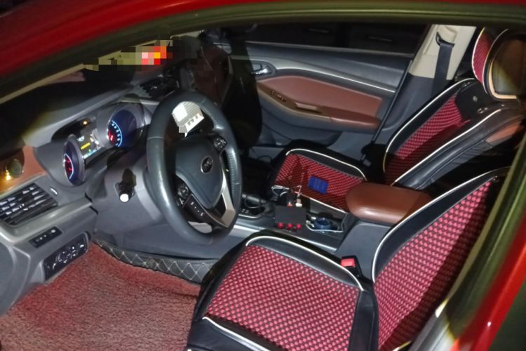 Used BYD G5 2014 1.5TID Automatic Flagship Model
