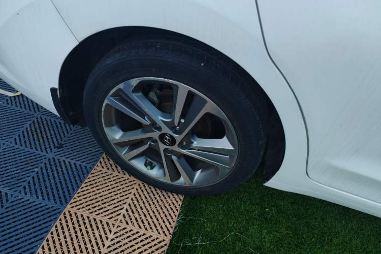 Used Hyundai Elantra (6th Generation / Lingdong) 2016 1.6L Automatic ZhiXuan – Elite Version
