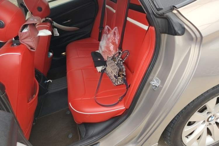 Used BMW 3 Series GT 2013 320i Leading Model Left Rear Seat