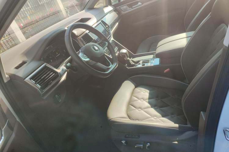 Used Volkswagen Viloran 2020 380TSI Prestige Edition