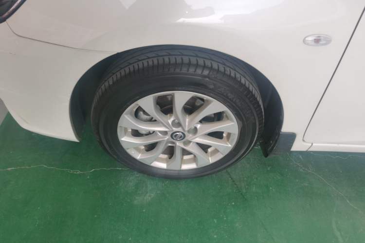 Used Nissan Sylphy 2022 Classic 1.6XL CVT Luxury Edition Left Front Wheel Hub