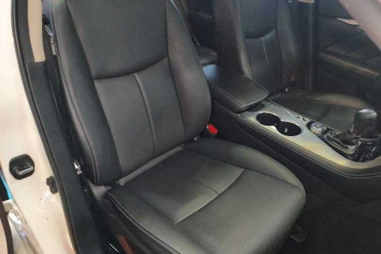 Used Infiniti Q50L 2016 2.0T Enjoyment Edition