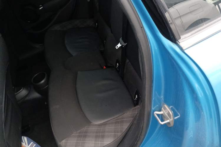 Used MINI MINI 2015 1.5T COOPER Fun Five-Door Edition
