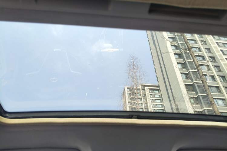 Used Brilliance H530 2011 1.6L Manual Luxury Model Headliner