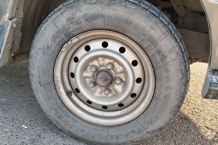 Used Golden Dragon Hiace 