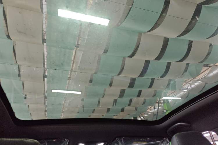 Used CHANGAN UNI-T 2023 2nd Generation 1.5T Sport Edition Flagship Version Headliner