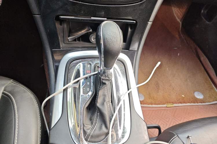 Used Buick Regal 2014 1.6T Fashionable Tech Edition
