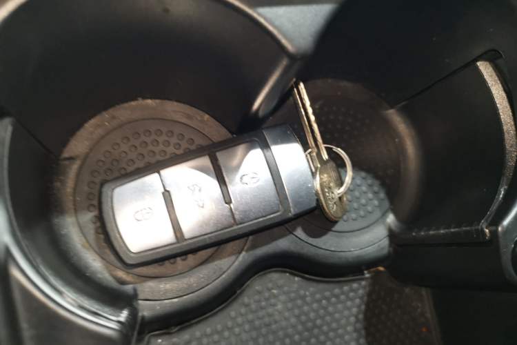 Used Volkswagen FAW-Volkswagen CC 2016 1.8TSI Luxury Model Interior 1