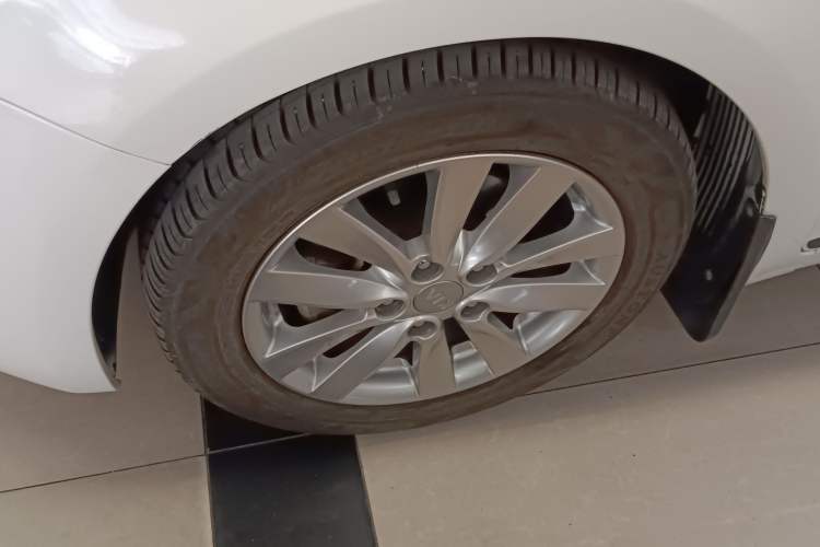 Used Kia K3 2015 1.6L Automatic GLS
