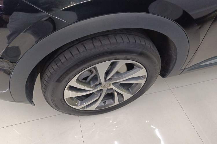 Used Buick Envision 2022 Encore S 552T Two-Wheel-Drive Luxury Model