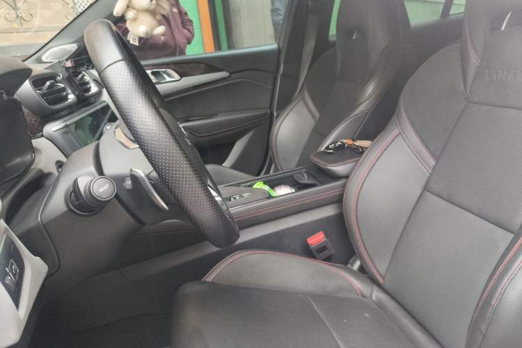 Used Lynk & Co 03 2020 1.5TD DCT JingPro Edition Left Front Seat