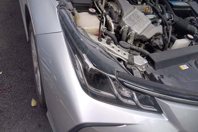 Used Toyota Corolla 2019 1.2T S-CVT GL-i Luxury Edition Right Front Headlight