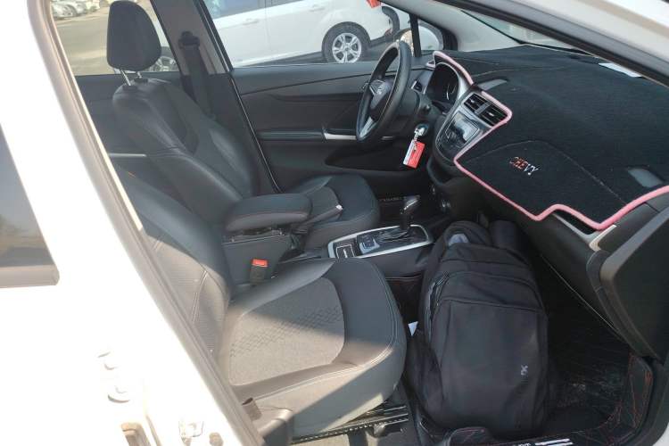 Used Chevrolet Lova RV 2016 1.5L Automatic Smart Drive Edition Right Front Seat