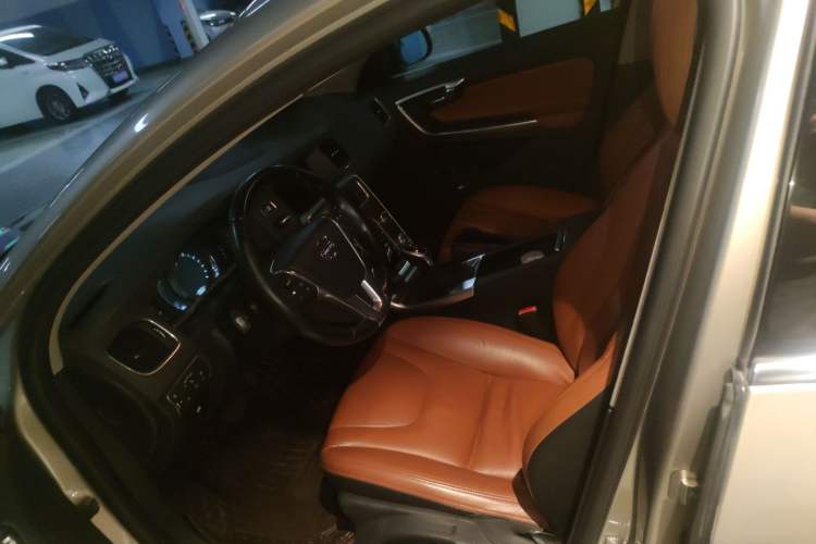 Used Volvo S60 2014 S60L T5 Intelligent Drive Edition Left Front Seat