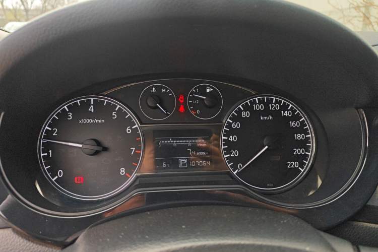 Used Nissan Tiida 2011 1.6L CVT Smart Version Instrument Cluster