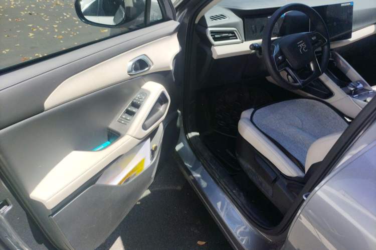 Used BYD Yuan UP 2024 401KM Leading Edition