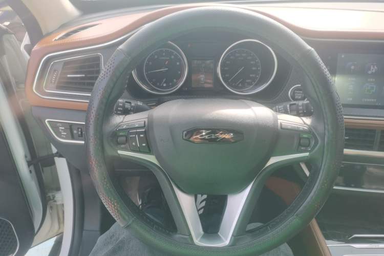 Used Zotye T300 2017 1.5T CVT Luxury Model Steering Wheel