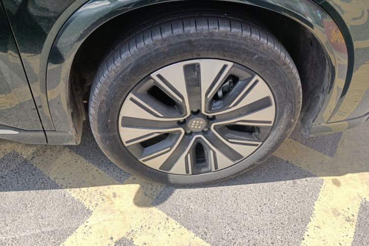 Used Landian E5 PLUS 2026 Model 165km Long-Range First-Adoption Version Ultra 7-seater
