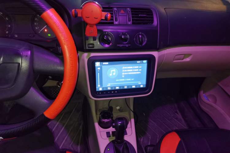 Used Skoda Fabia 2012 1.4L Automatic Crystal Edition
