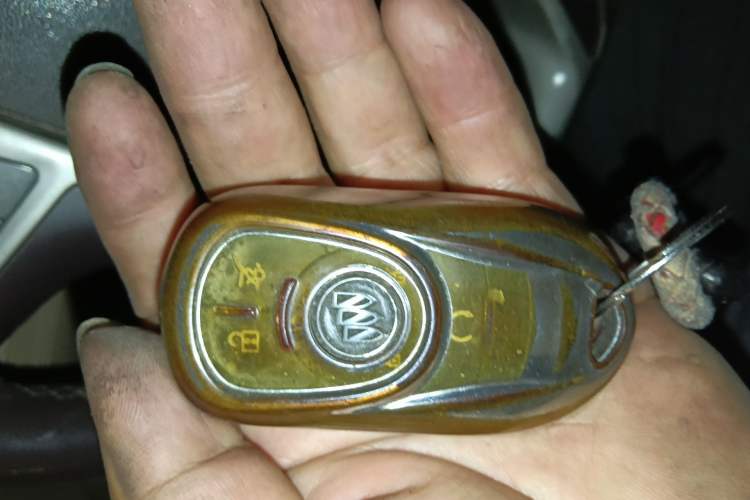 Used Buick LaCrosse 2012 2.4L SIDI Elegant Edition