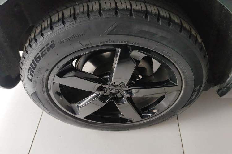 Used Audi Q5 2017 40 TFSI Ambition Edition Right Rear Wheel Hub