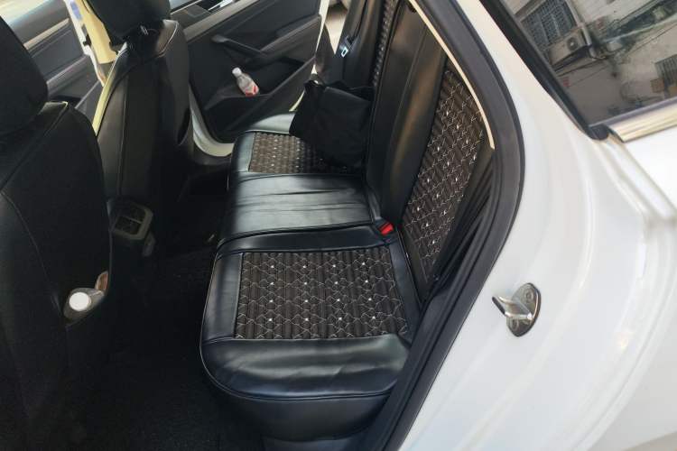 Used Volkswagen Lavida 2018 1.5L Automatic Comfort Edition China V Standard Left Rear Seat