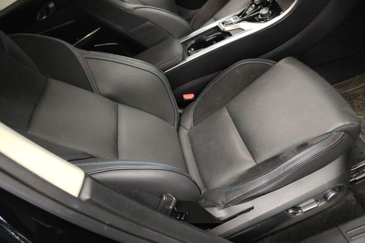 Used Lynk & Co 01 EM-P 2019 1.5T PHEV JingPro National VI Right Front Seat