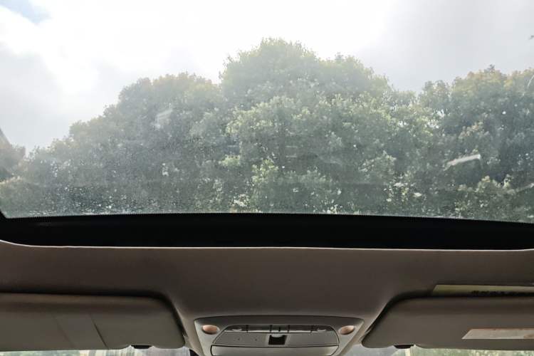 Used Nissan X-Trail 2016 2.0L CVT Smart Enjoyment Version 4WD Headliner