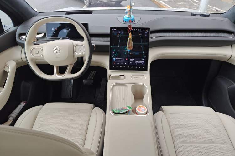 Used Nio ES6 2024 75 kWh
