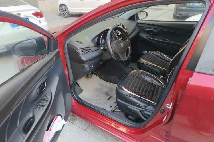 Used Toyota YARiS L Zhi Xuan 2014 1.3E Automatic Charm Edition
