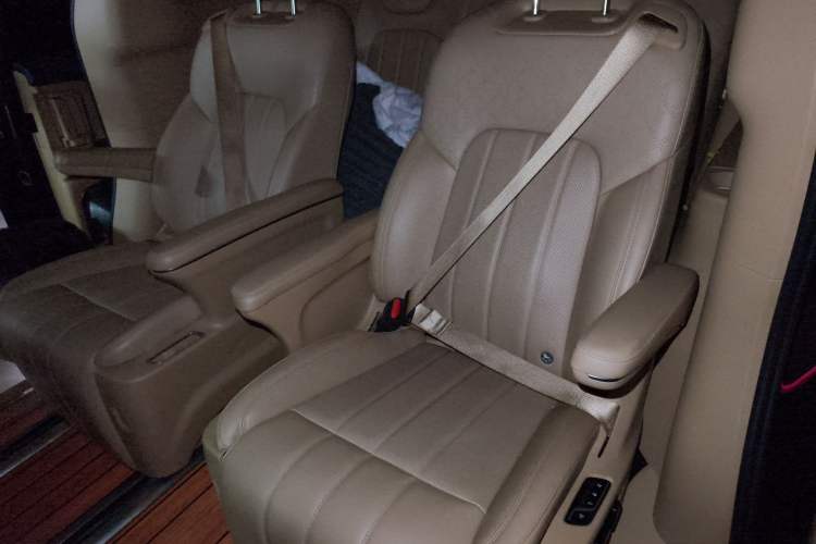 Used VOYAH Dream 2024 EV Long-Range Premium Edition
