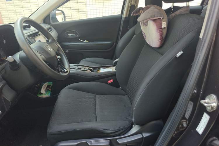 Used Honda Vezel 2015 1.5L CVT two-wheel drive Comfort trim
