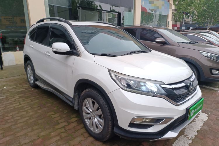 Used Honda CR-V 2015 2.0L two-wheel drive Fashion Edition Front Right 45 Deg