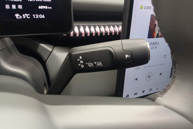 Used Zeekr X 2025 5-Seater Four-Wheel Drive Sport Version
