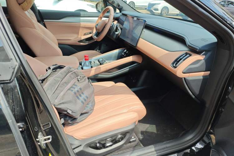 Used BYD Song L EV 2025 Intelligent Driving Version 662 km LiDAR Excellence Edition Right Front Seat