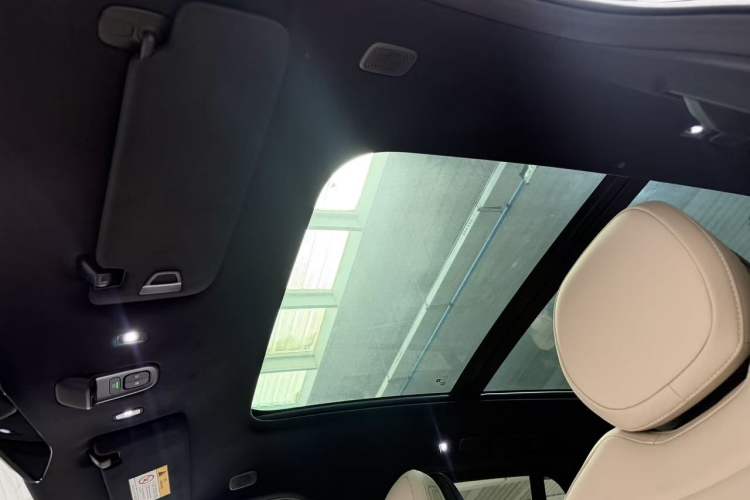 Used Nio EC6 2025 75 kWh Headliner