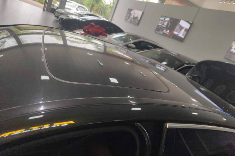 Used BMW 5 Series 2014 525Li Luxury Design Package