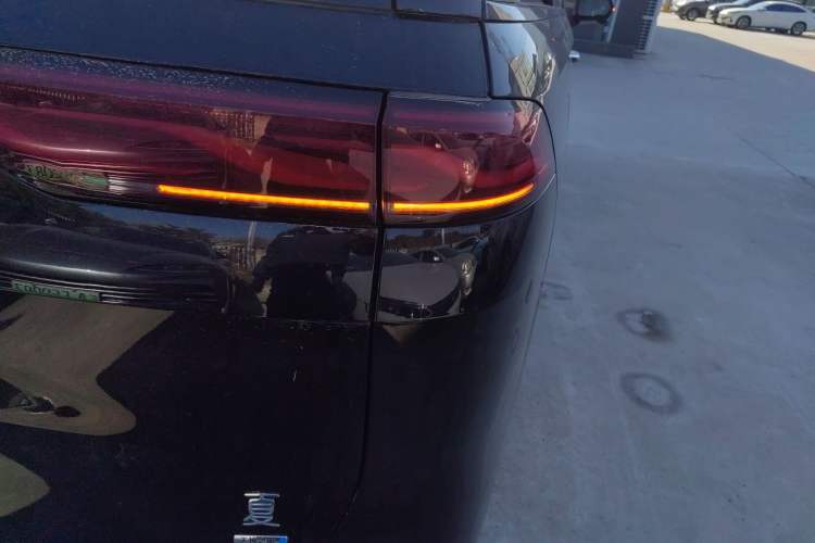 Used BYD Xia 2025 DM-i 1.5T 180km Beyond Edition Right Rear Taillight