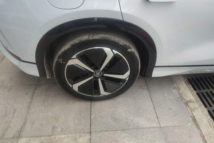 Used BYD Song L EV 2025 662 km Advanced Intelligent Driving Version